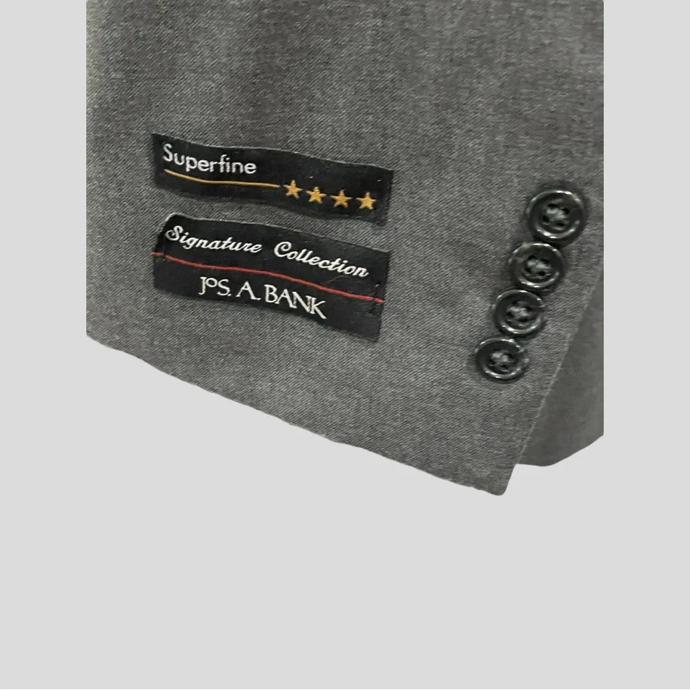 JOS. A. BANK SIGNATURE COLLECTION GREY 3 Button Single breasted Suit 42 L